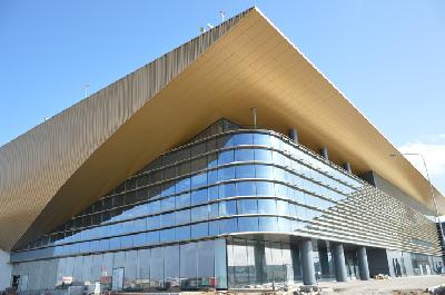 Алюминиевые грязезащитные решетки серии "Сити" установлены на входных группах пассажирского терминала нового аэропорта  в г. Пермь (Большое Савино)